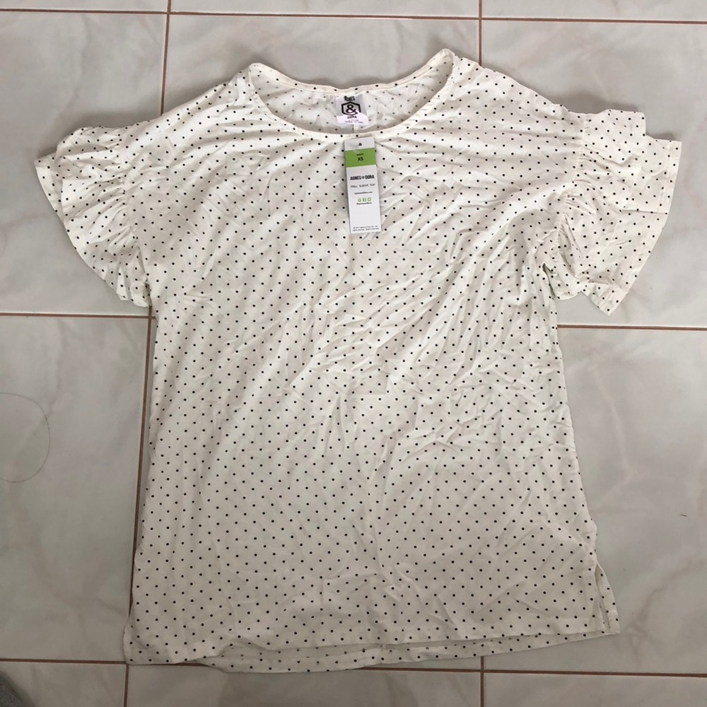 Polka dot Agnes & Dora frill sleeve top